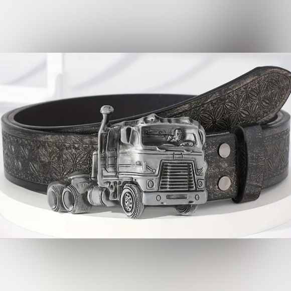 New big rig Truck Trucker 18 Wheeler Belt Buckle Approx 3.75" ask for Belt size - Picture 1 of 2